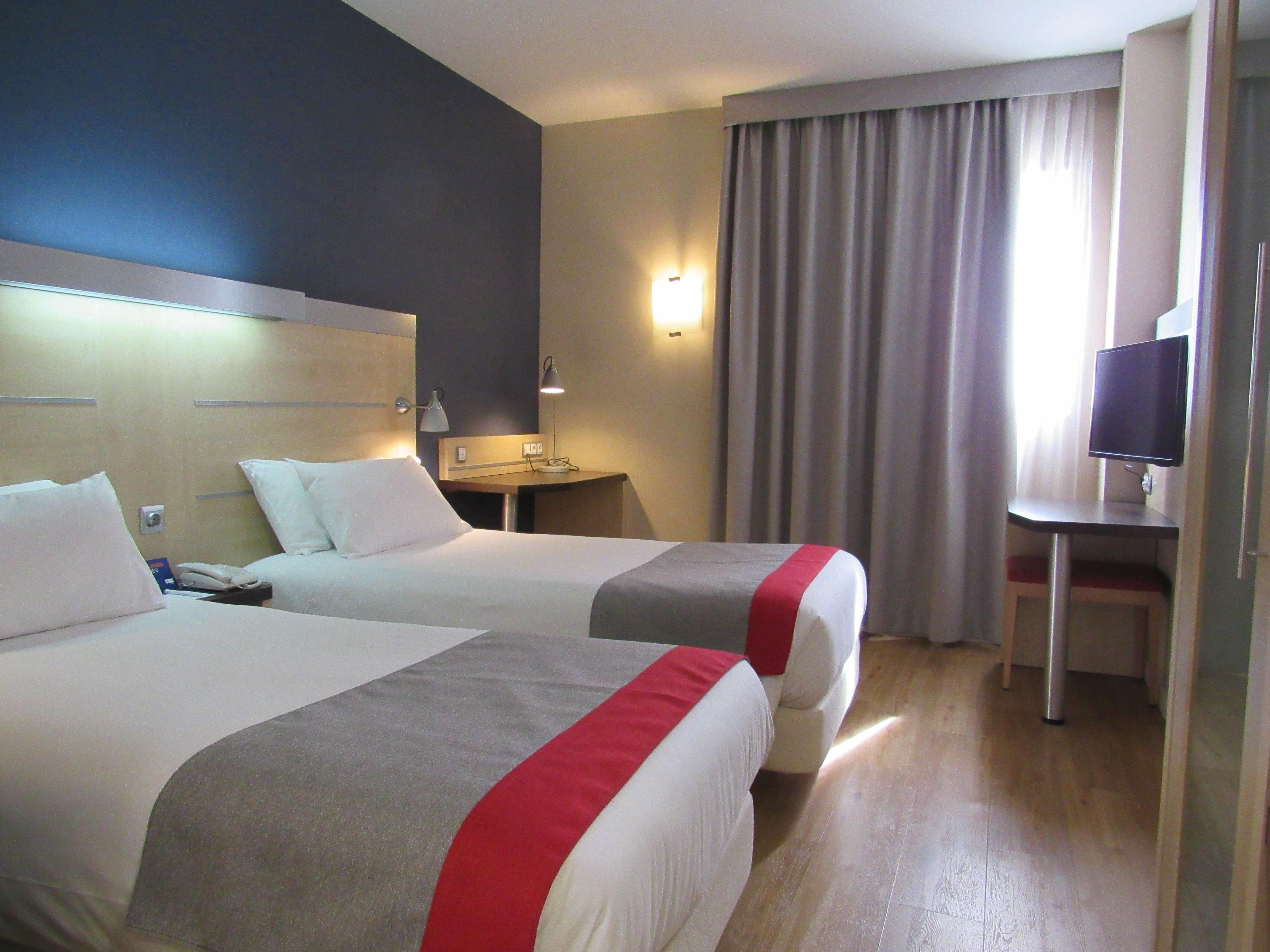 Holiday Inn Express Madrid-Getafe By Ihg Eksteriør billede