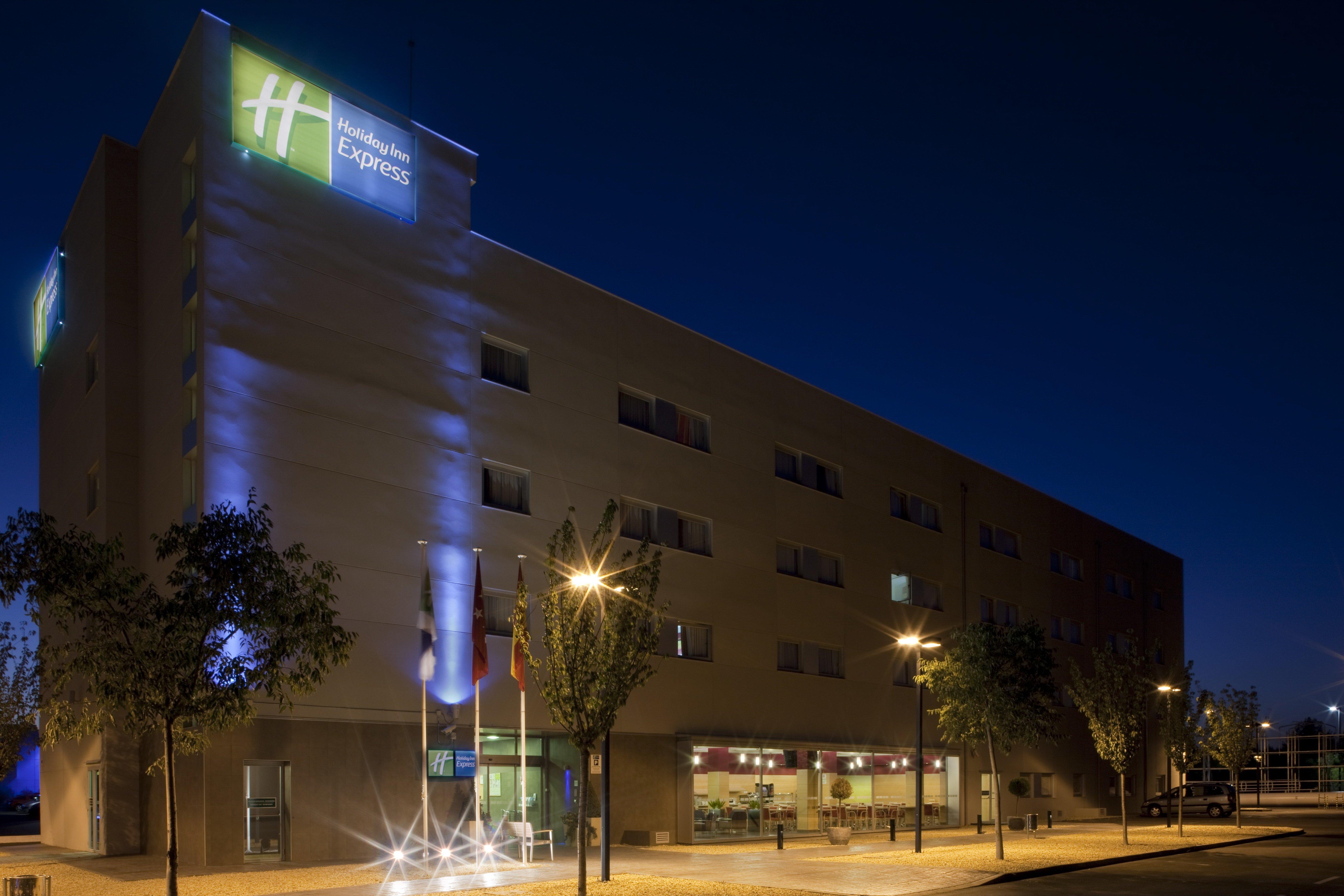 Holiday Inn Express Madrid-Getafe By Ihg Eksteriør billede