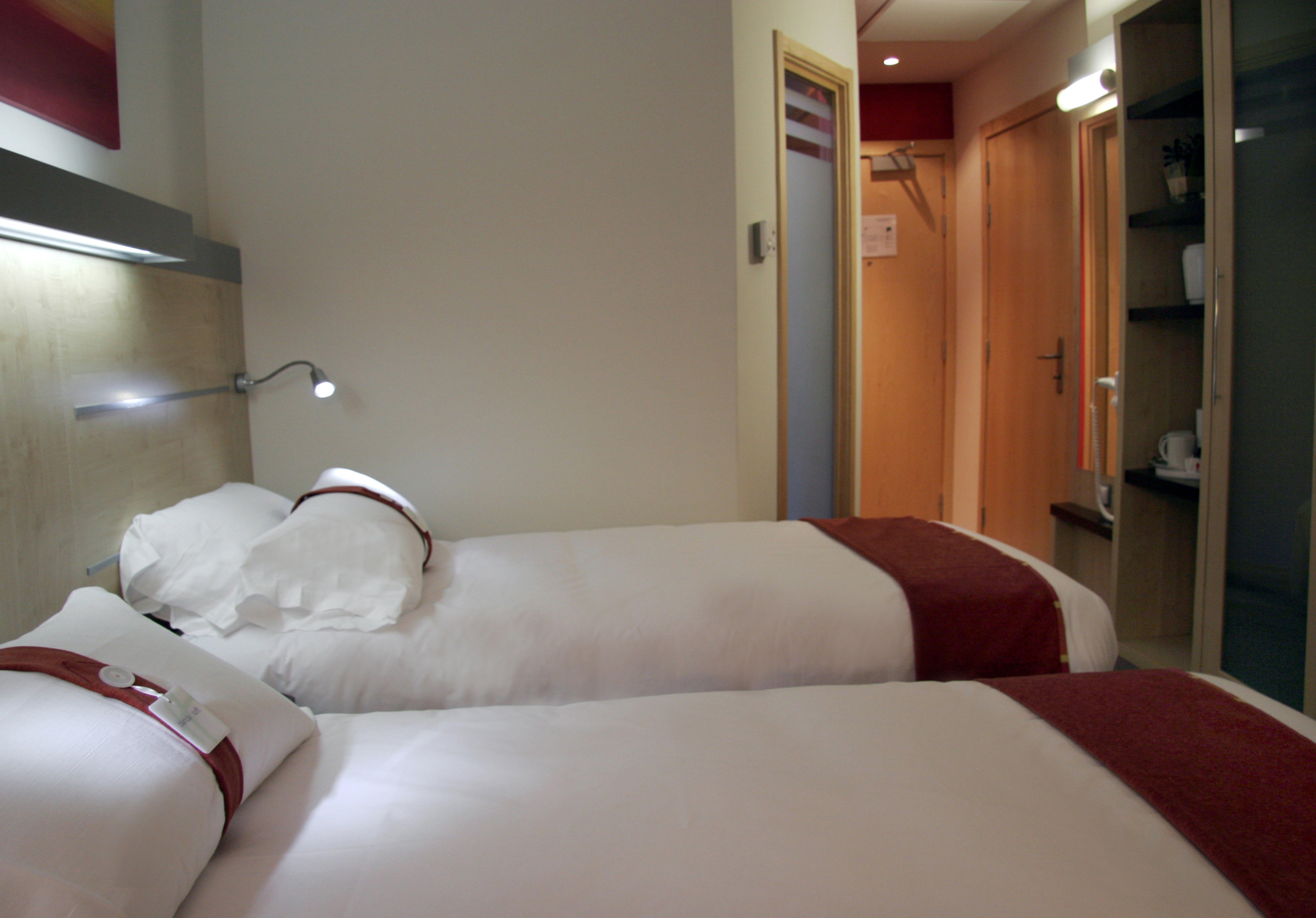 Holiday Inn Express Madrid-Getafe By Ihg Eksteriør billede