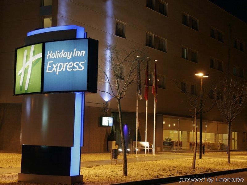 Holiday Inn Express Madrid-Getafe By Ihg Eksteriør billede