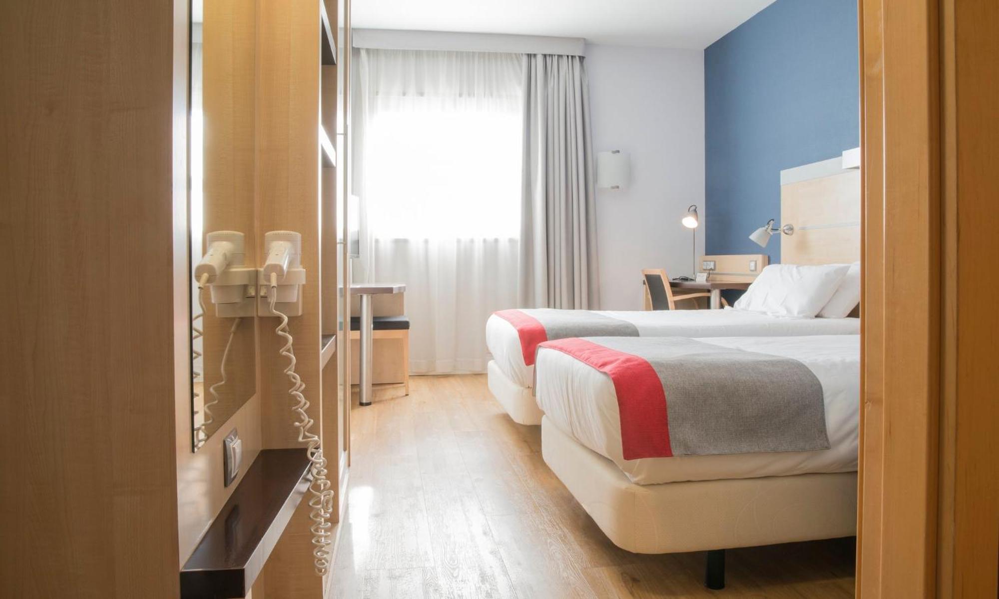 Holiday Inn Express Madrid-Getafe By Ihg Eksteriør billede