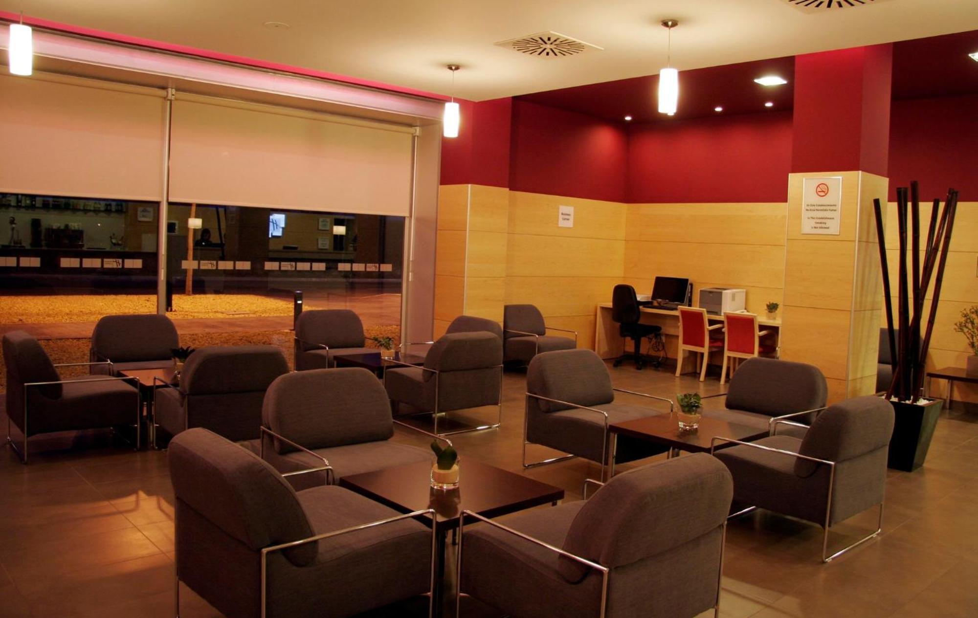 Holiday Inn Express Madrid-Getafe By Ihg Eksteriør billede