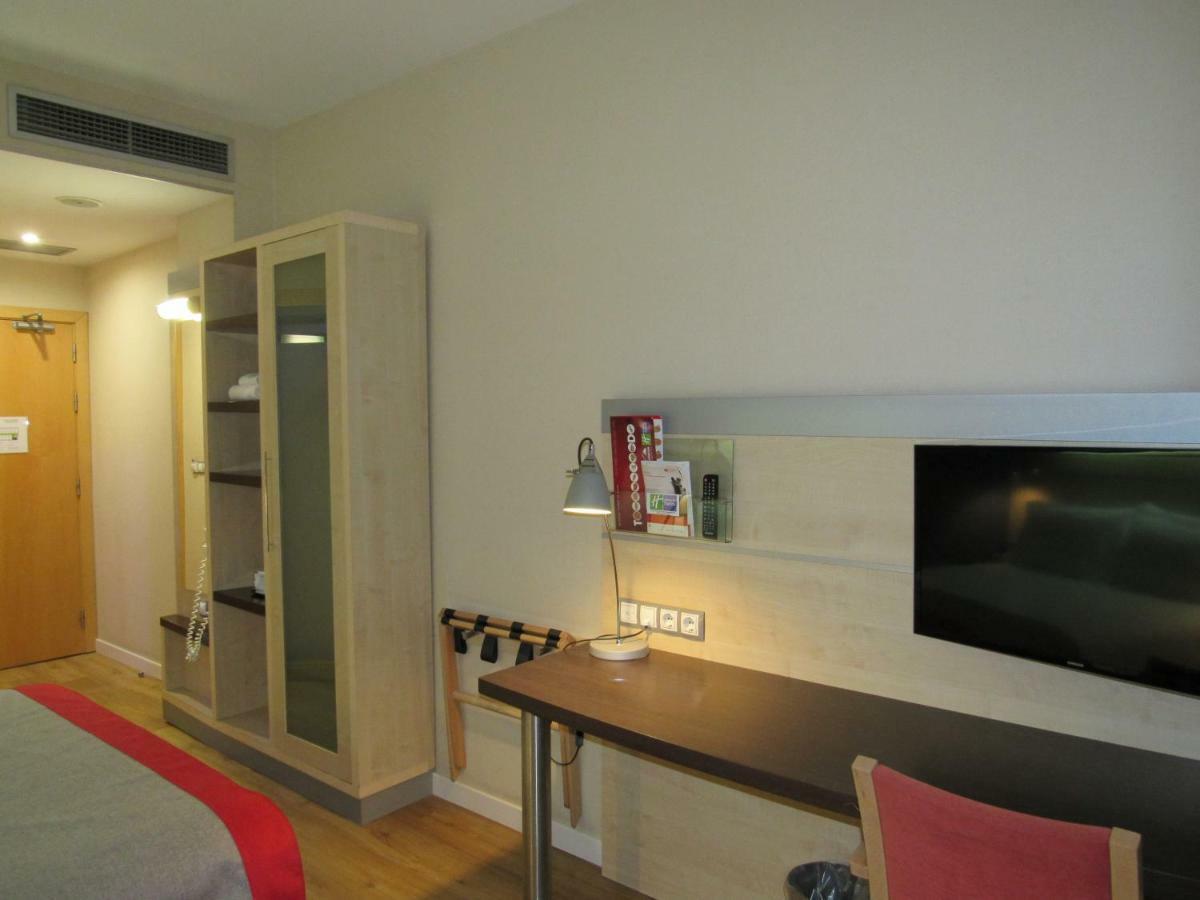 Holiday Inn Express Madrid-Getafe By Ihg Eksteriør billede
